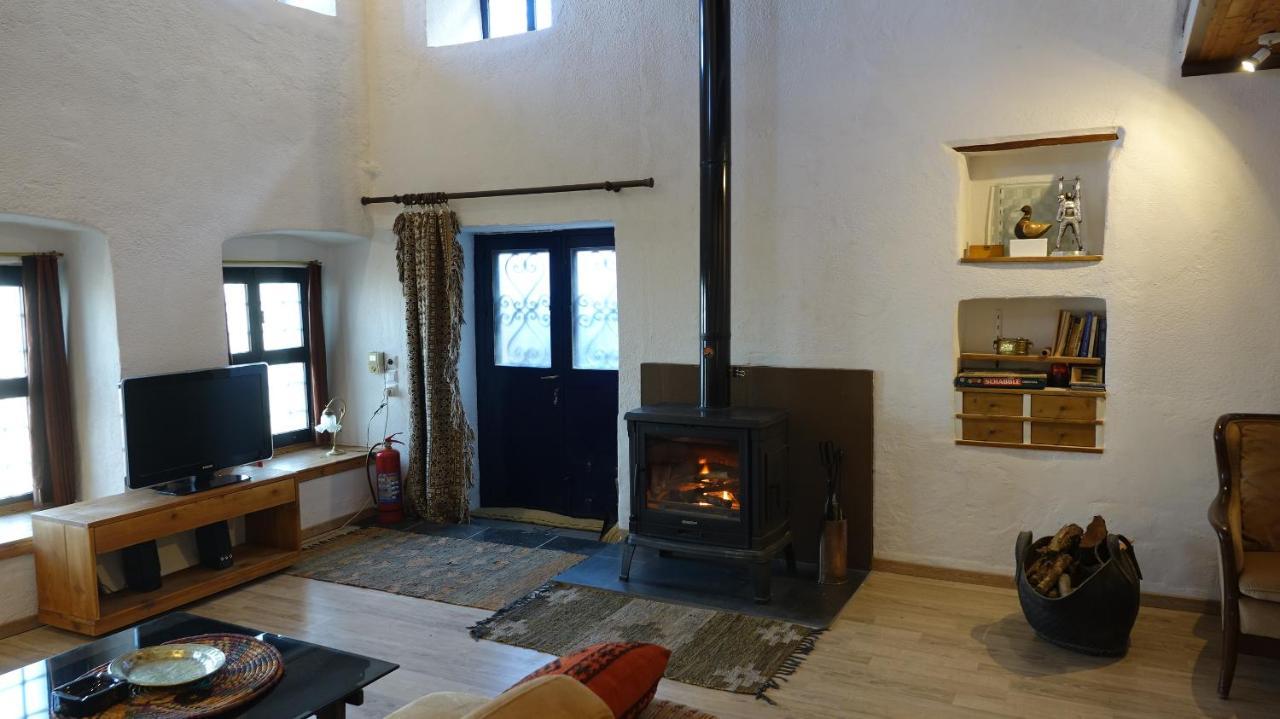 Вилла The Old Olive Mill House Aegae Экстерьер фото