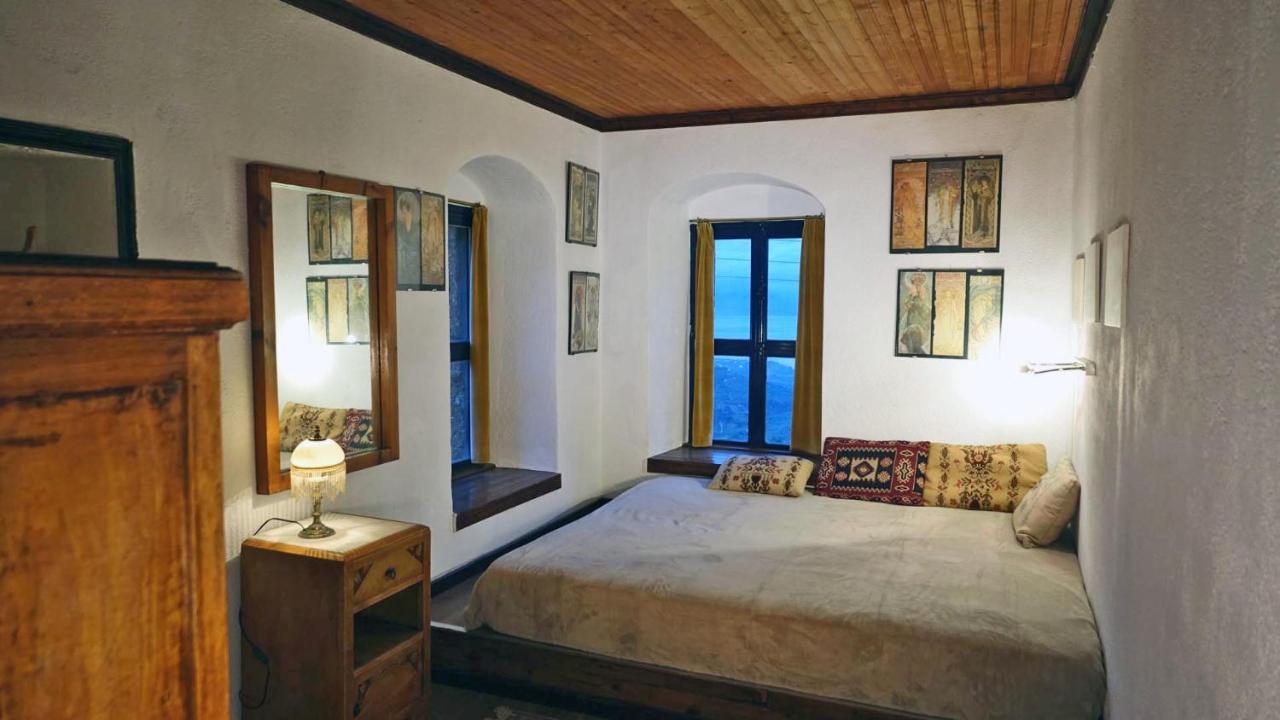 Вилла The Old Olive Mill House Aegae Экстерьер фото